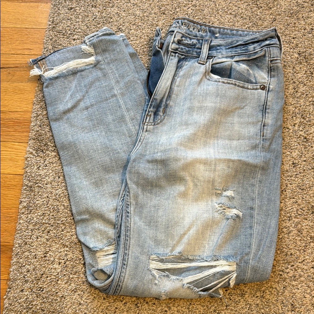 American Eagle Distressed Jeans